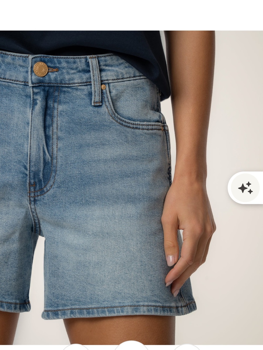 Kut from the Kloth Jane high rise peaceful wash Denim Shorts - Picture 4 of 9
